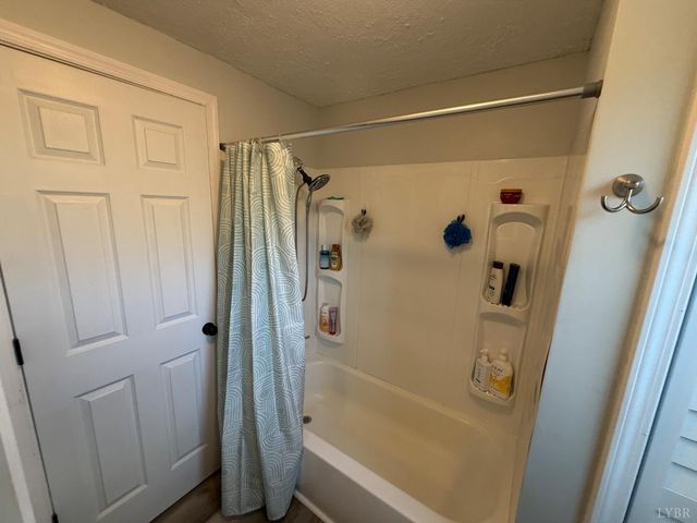 182 Shelter Ln, Amherst, VA 24521