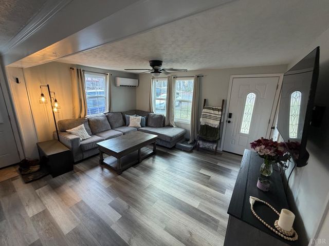 182 Shelter Ln, Amherst, VA 24521