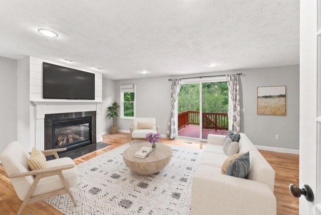 115 Sutton Rd, Webster, MA 01570