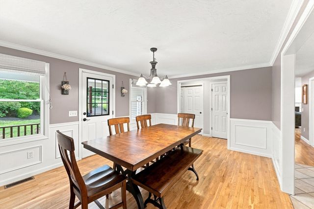 115 Sutton Rd, Webster, MA 01570