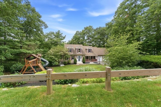 115 Sutton Rd, Webster, MA 01570