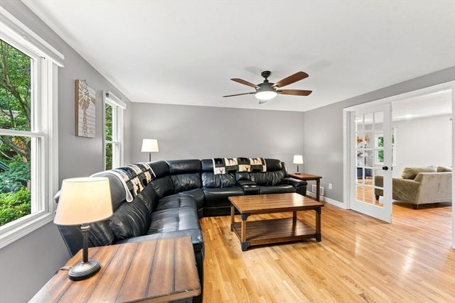 115 Sutton Rd, Webster, MA 01570