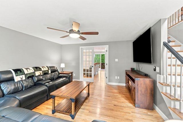 115 Sutton Rd, Webster, MA 01570