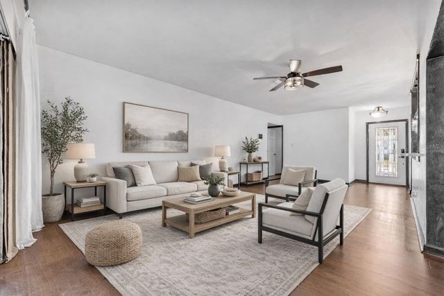 15204 MONET DRIVE, Tampa, FL 33613