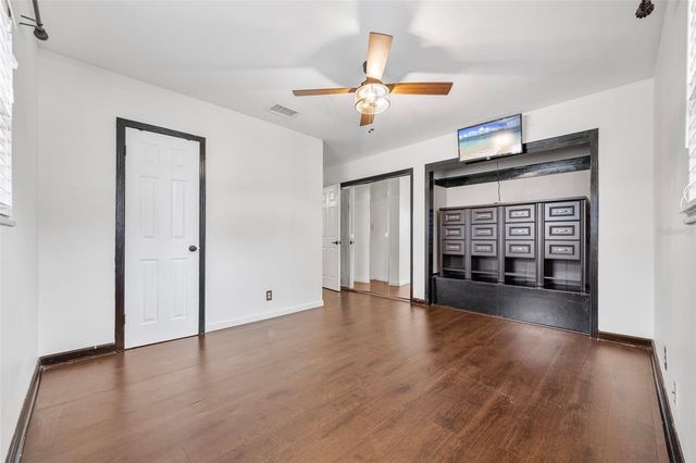 15204 MONET DRIVE, Tampa, FL 33613