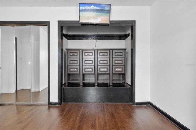 15204 MONET DRIVE, Tampa, FL 33613