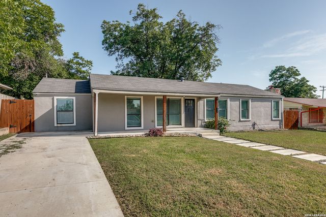 211 BEVERLY DR, San Antonio, TX 78228
