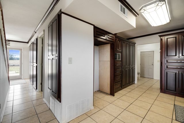 374 County Road 42530, Paris, TX 75462