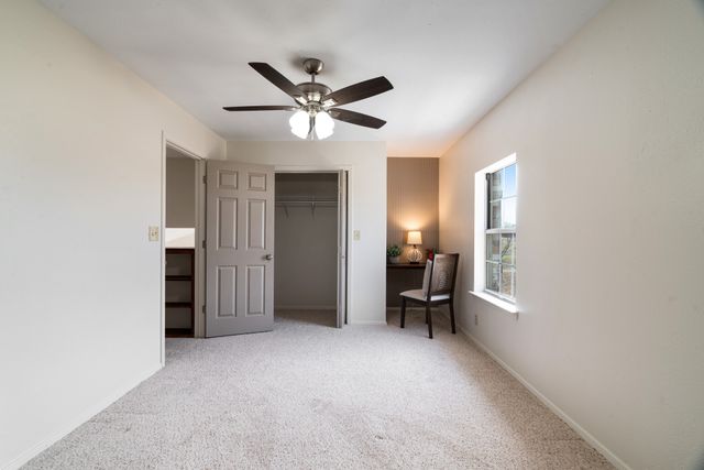 374 County Road 42530, Paris, TX 75462