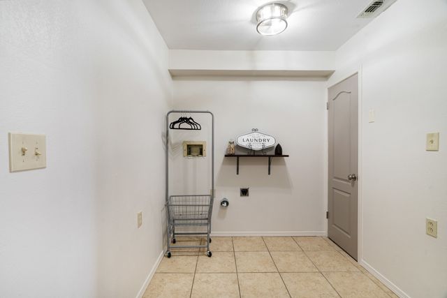 374 County Road 42530, Paris, TX 75462