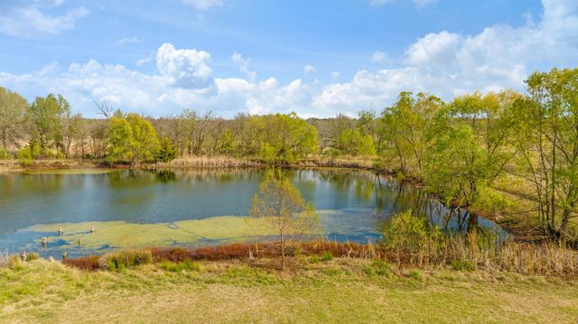 374 County Road 42530, Paris, TX 75462