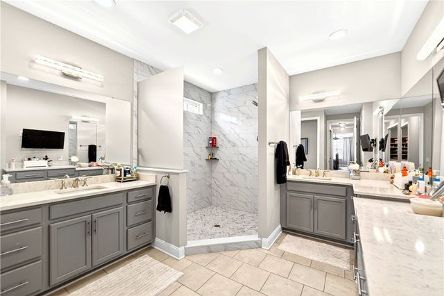 129 LIBERTY BLVD, Cecil, PA 15317