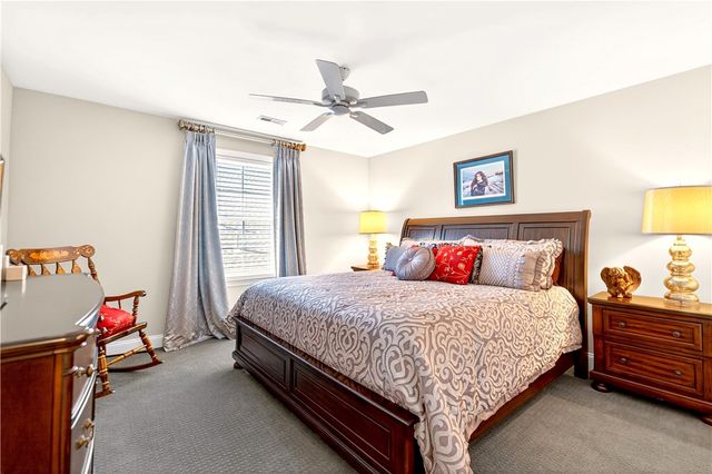 129 LIBERTY BLVD, Cecil, PA 15317