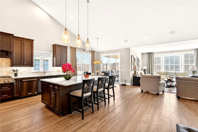 129 LIBERTY BLVD, Cecil, PA 15317