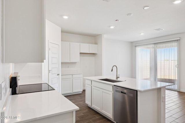 26243 W NANCY Lane, Buckeye, AZ 85326