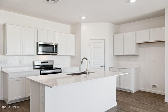 26243 W NANCY Lane, Buckeye, AZ 85326