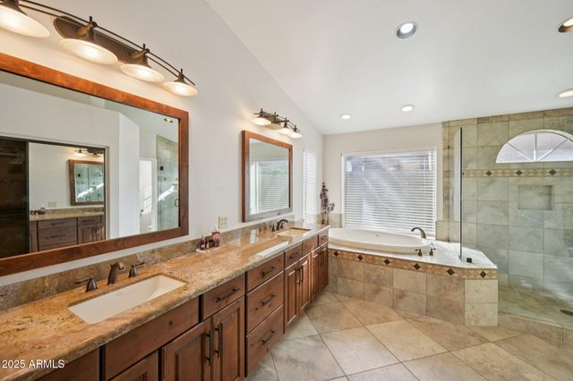 1603 E BRIARWOOD Terrace, Phoenix, AZ 85048