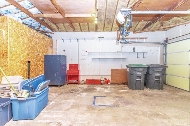 6286 California Street, Hobart, IN 46342