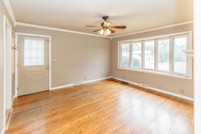 6286 California Street, Hobart, IN 46342