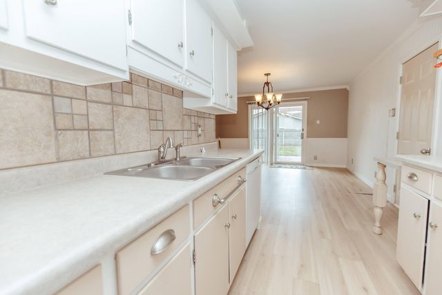 6286 California Street, Hobart, IN 46342