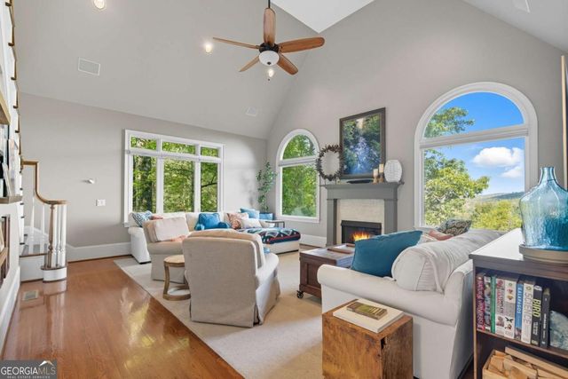23 Vista Woods Lane SE, Cartersville, GA 30120