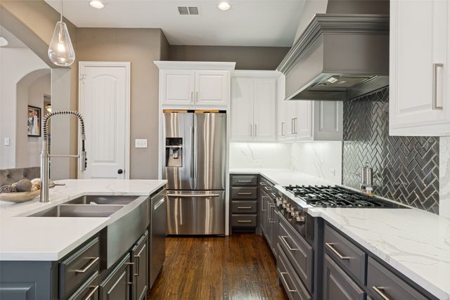 228 Concho Drive, Irving, TX 75039