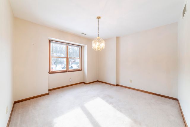 1346 Essex Drive, Chesterton, IN 46304