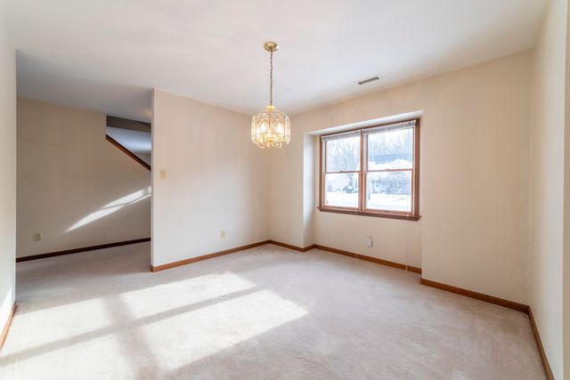 1346 Essex Drive, Chesterton, IN 46304