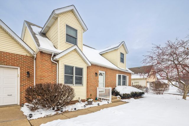 1346 Essex Drive, Chesterton, IN 46304