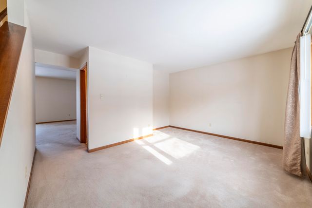 1346 Essex Drive, Chesterton, IN 46304