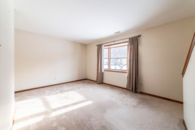 1346 Essex Drive, Chesterton, IN 46304