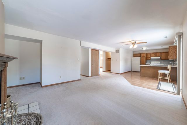 1346 Essex Drive, Chesterton, IN 46304