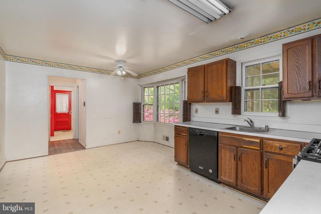 1621 ARBOR VIEW RD, Silver Spring, MD 20902