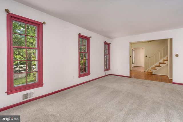 1621 ARBOR VIEW RD, Silver Spring, MD 20902