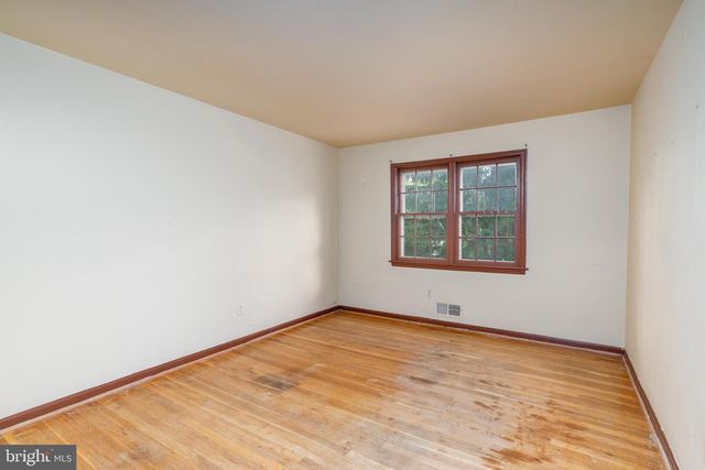1621 ARBOR VIEW RD, Silver Spring, MD 20902