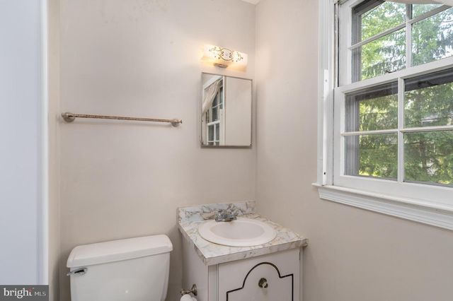 1621 ARBOR VIEW RD, Silver Spring, MD 20902