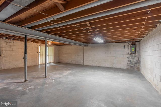 1621 ARBOR VIEW RD, Silver Spring, MD 20902