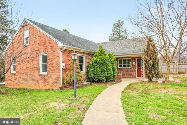 431 N MAIN STREET, Red Lion, PA 17356