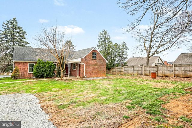 431 N MAIN STREET, Red Lion, PA 17356