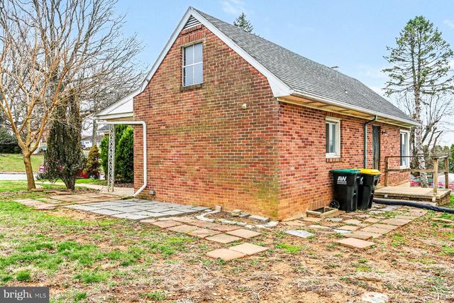 431 N MAIN STREET, Red Lion, PA 17356