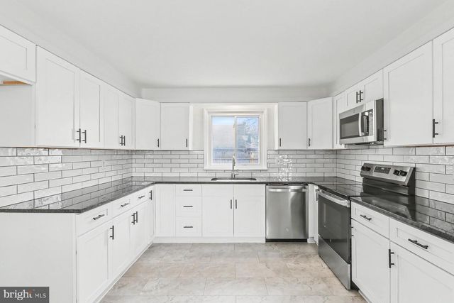 431 N MAIN STREET, Red Lion, PA 17356