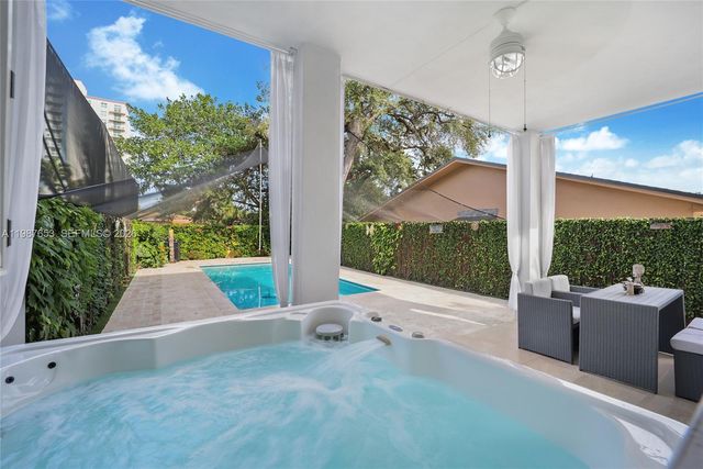 2943 SW 23rd St, Miami, FL 33145