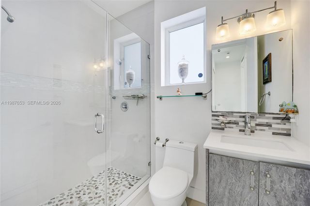 2943 SW 23rd St, Miami, FL 33145