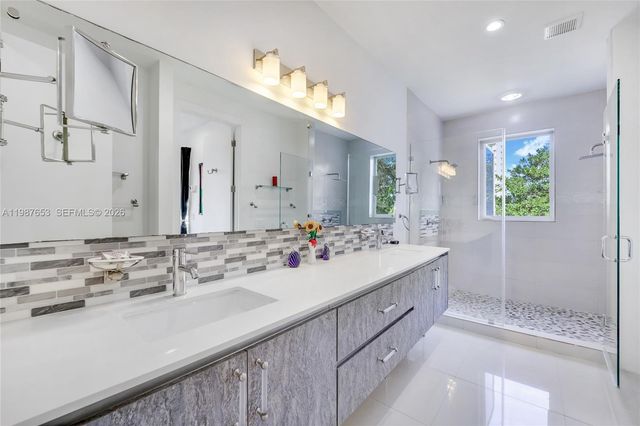 2943 SW 23rd St, Miami, FL 33145