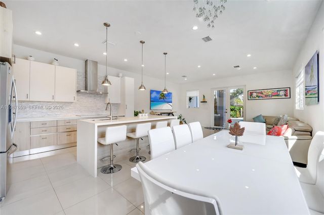 2943 SW 23rd St, Miami, FL 33145