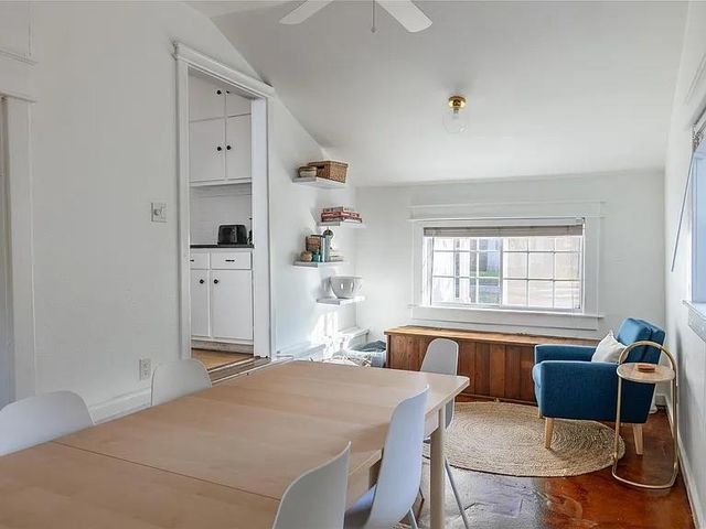 1028 E 43rd ST, Austin, TX 78751