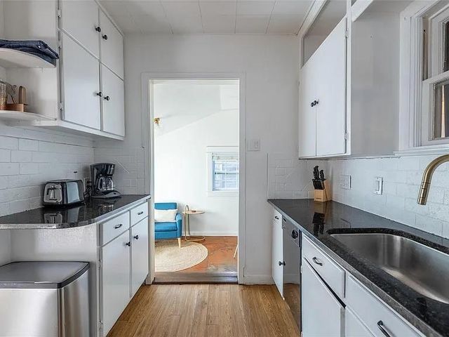 1028 E 43rd ST, Austin, TX 78751