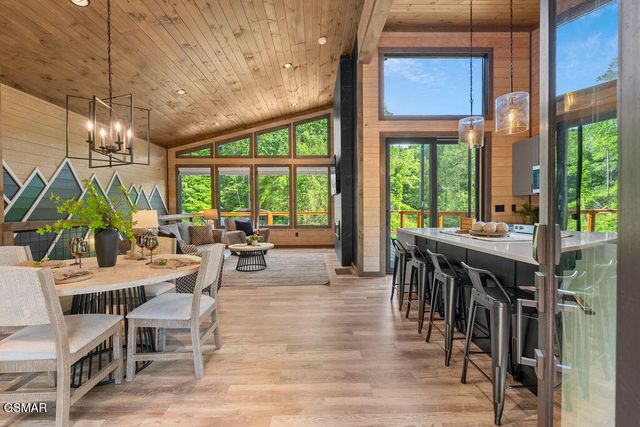 1514 Mountain Drive, Sevierville, TN 37876