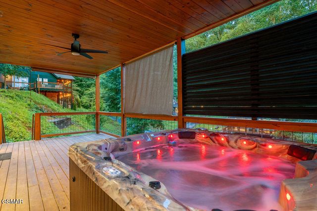 1514 Mountain Drive, Sevierville, TN 37876