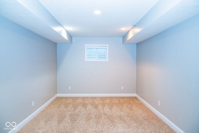 6677 W May Apple Drive, Mccordsville, IN 46055